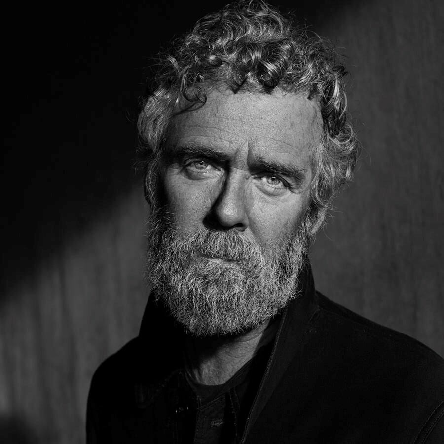Glen Hansard’s new single ‘The Feast of St. John’ feat. Warren Ellis – Give it a listen & see tour dates!