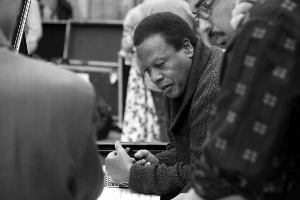 «Wayne Shorter: Gravedad Cero» (2023) Documental en Prime Video