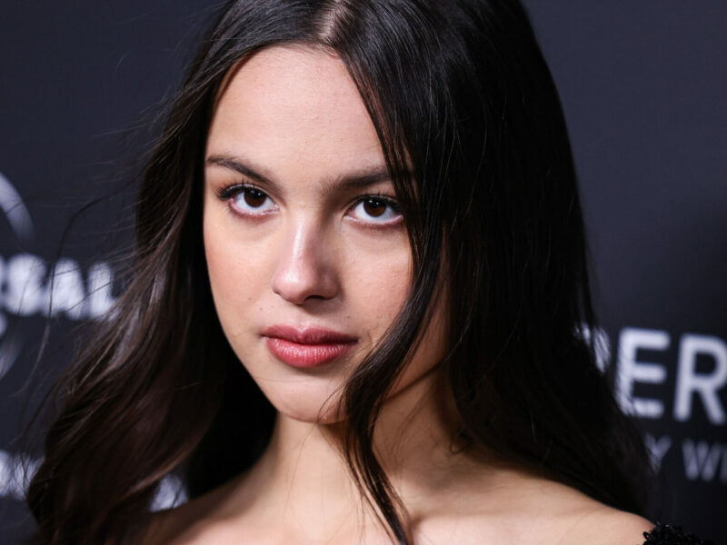 奥利维亚-罗德里戈音乐界的一颗新星