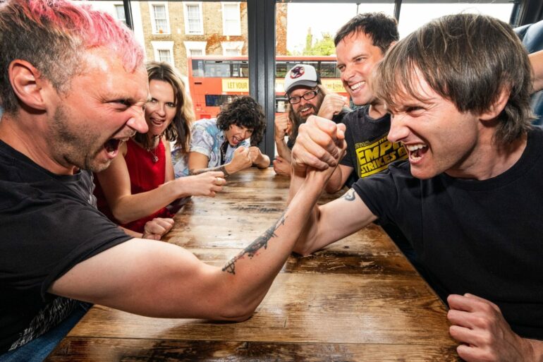 Ash and The Subways cover each other’s versions of ‘Oh Yeah’ for special new limited 7″ vinyl release Oh Yeah Squared | Check out tour dates!