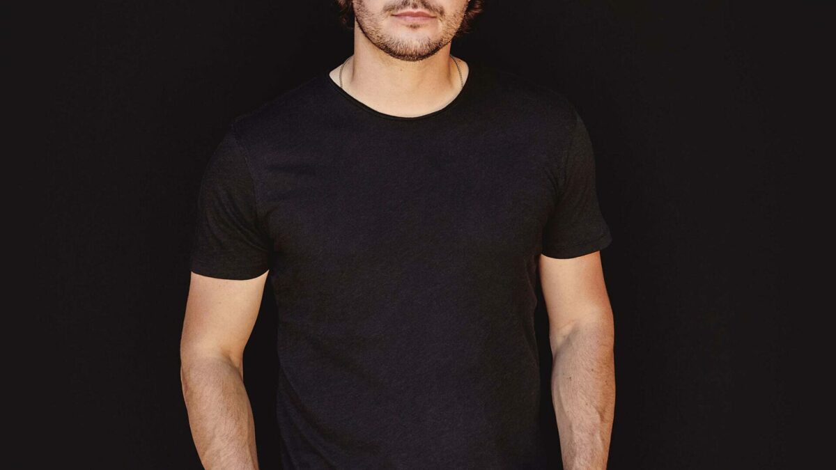Josh Ross’ “Trouble” Hits #1 At Canadian Country Radio