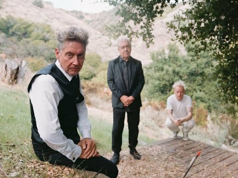 ‘Ghosted At Home,’ the new single by Lol Tolhurst x Budgie x Jacknife Lee feat. Bobby Gillespie from their upcoming album ‘Los Angeles’ | Check it out here!