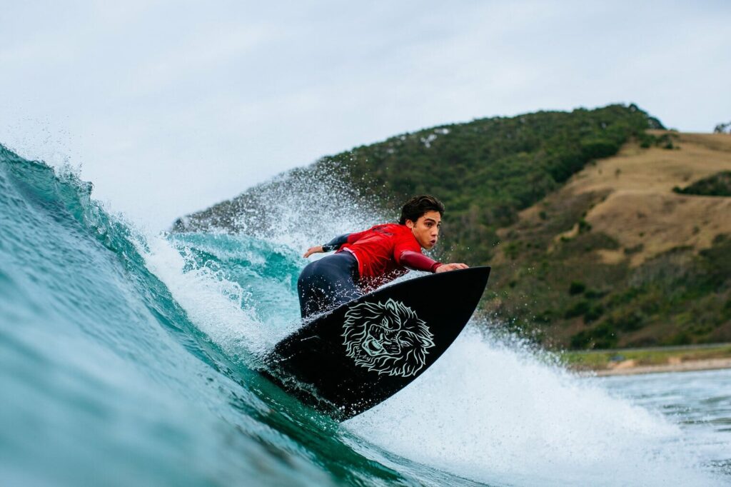 “Surviving Summer” (2022 – ) | Season 2 Now Streaming on Netflix | The Teen Surfers Are Back