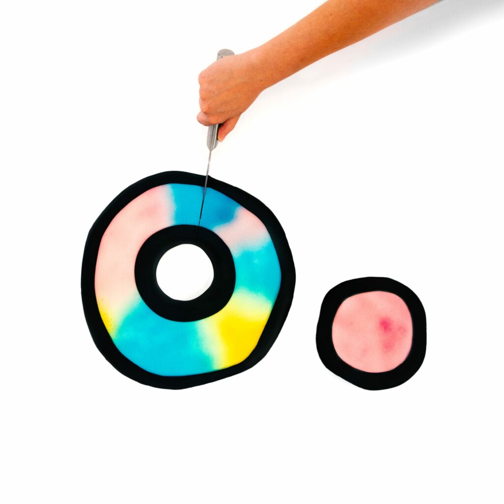 O., the London based duo, announce debut EP & share video for title track “Slice” | Check it out & see tour dates!