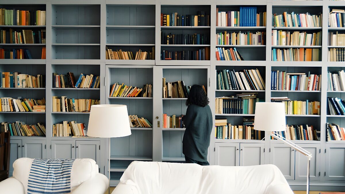 Top 5 Books to Overcome Writer’s Block: A Guide for Students and Writers