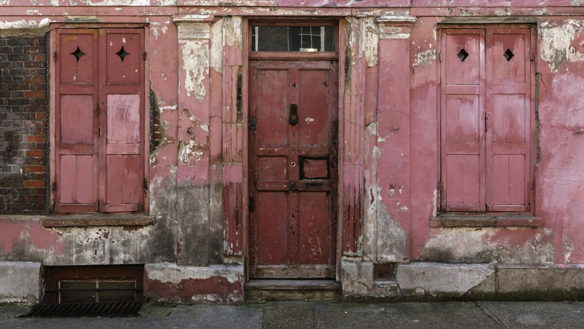 CHRISTO: Early Works | Gagosian to Exhibit Work by Christo in Early 18th-Century Georgian Town House | London
