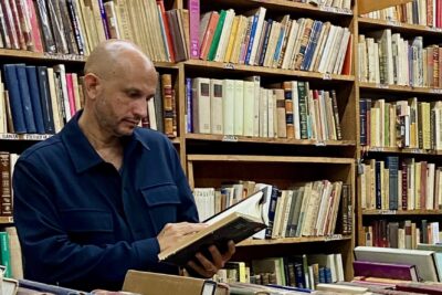 «Booklovers» | Nueva serie documental que revela la relación íntima entre ciudades y literatura | Se estrenará en CaixaForum+