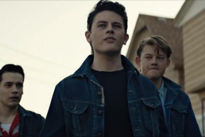 『ダーク・ハーヴェスト』（2023年）｜プライム・ビデオでホラー映画を：ハロウィーンの恐怖