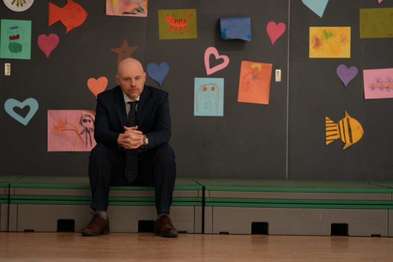 《老派老爸》（2023） | Netflix 上的电影。影评：如果你认为自己有点时过境迁，这部电影会让你觉得有趣。