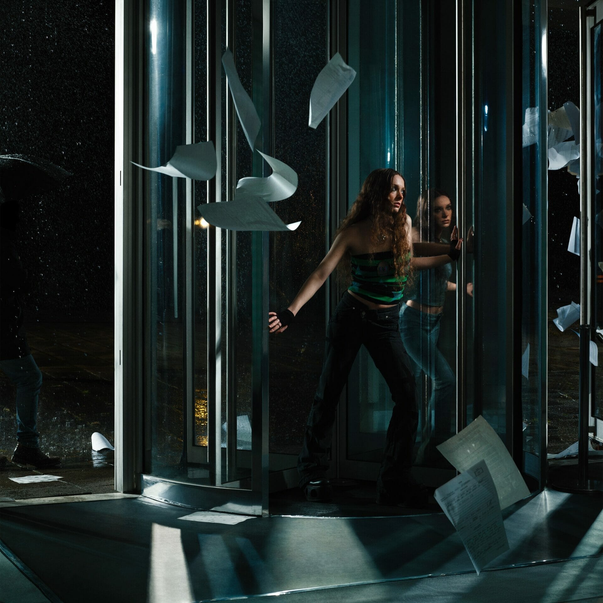 Holly Humberstone Shares New Track, ‘ Kissing In Swimming Pools’ | Check out This Live Version of The Song from Her Upcoming Album, ‘Paint My Bedroom  black’