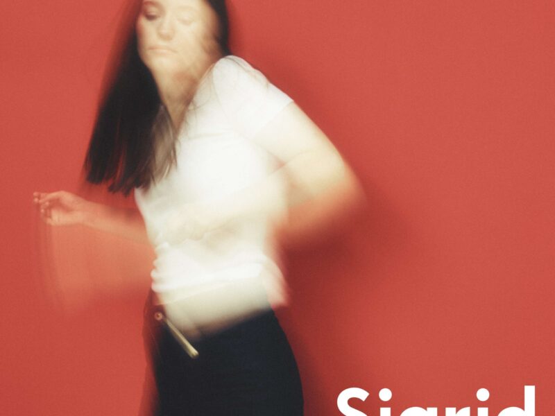 Sigrid announces her new EP “The Hype” | Give the record track “Ghost” a listen!