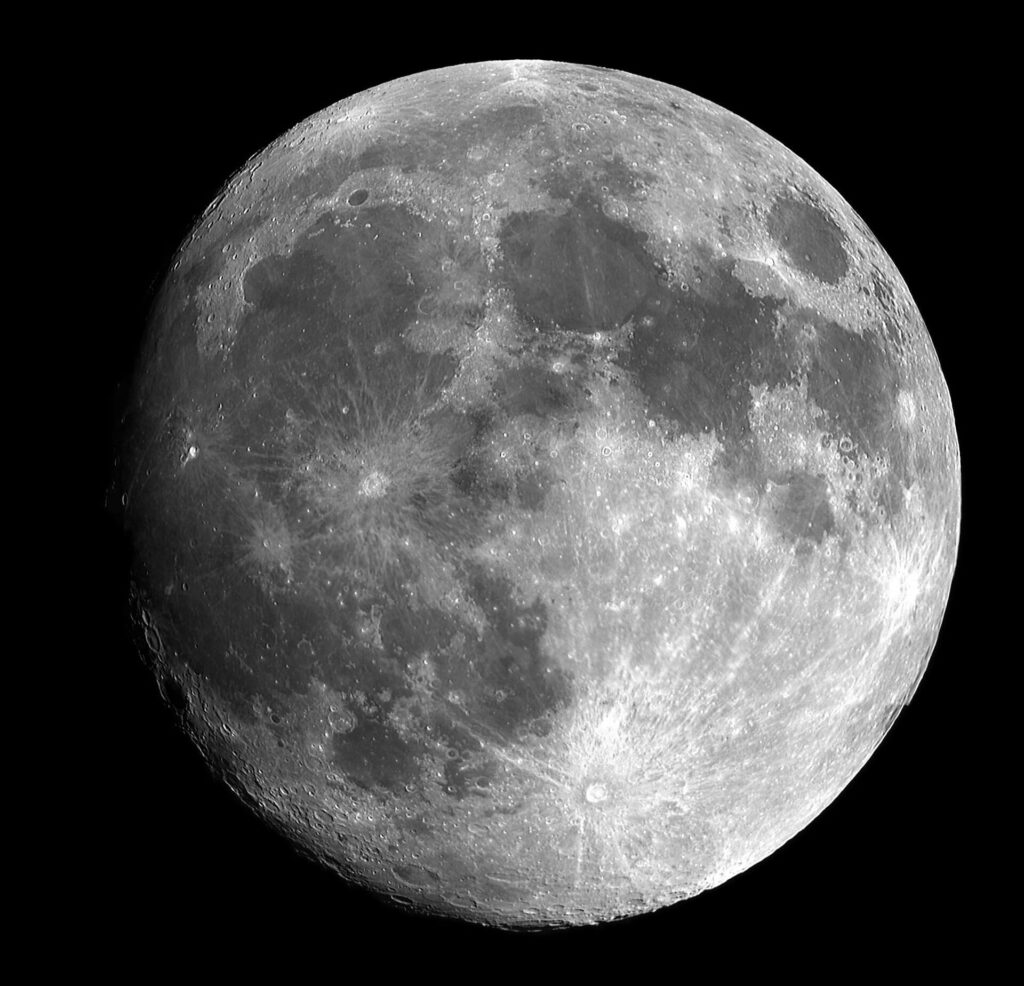 La pleine lune : son impact sur nous reste discuté