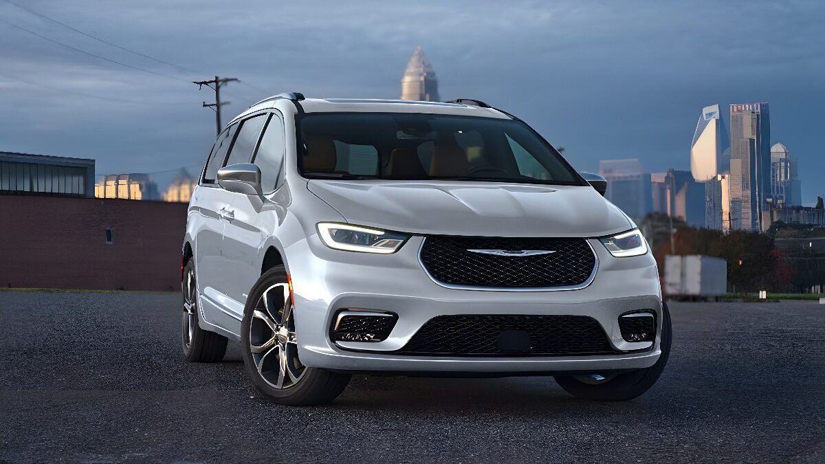 Exploring the Cutting-Edge Tech in the Chrysler Pacifica: A Comprehensive Guide