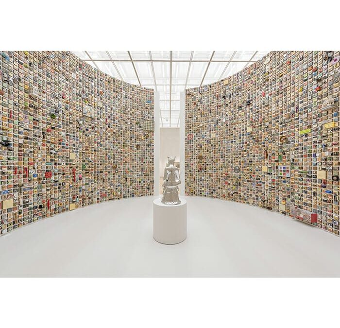 La instalación del reconocido artista multimedia coreano que conecta a las personas: ¨Kang Ik Joong, lo que sé¨ llenará el Centro Cultural Coreano