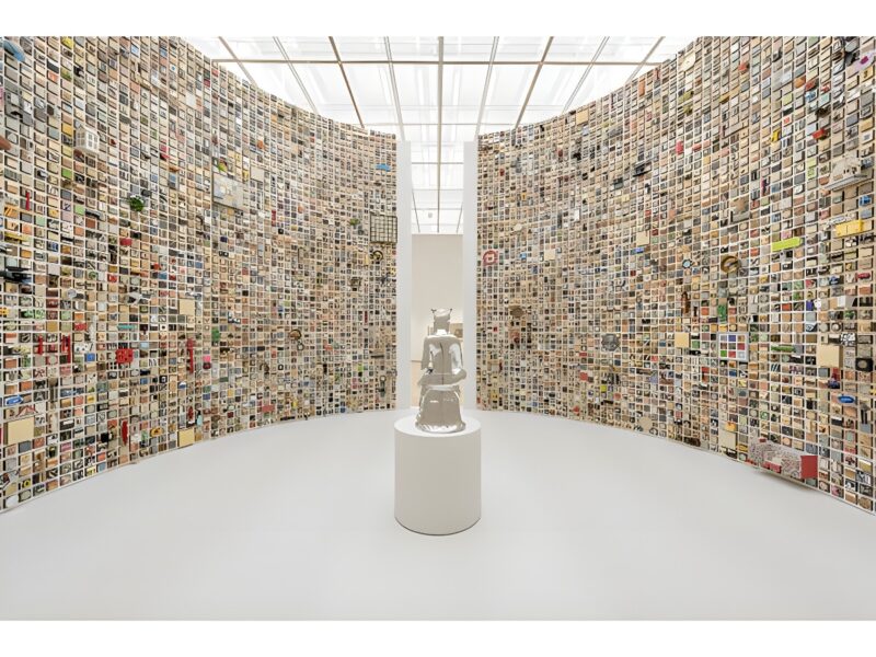La instalación del reconocido artista multimedia coreano que conecta a las personas: ¨Kang Ik Joong, lo que sé¨ llenará el Centro Cultural Coreano