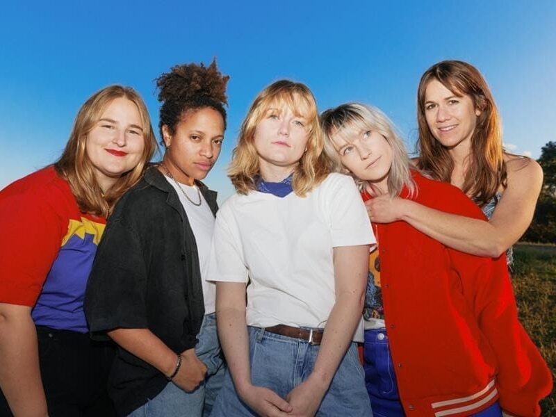 Sløtface team up with breakout Australian indie stars The Buoys for new single ‘Fight Back Time’ | Check it out & see UK tour dates!