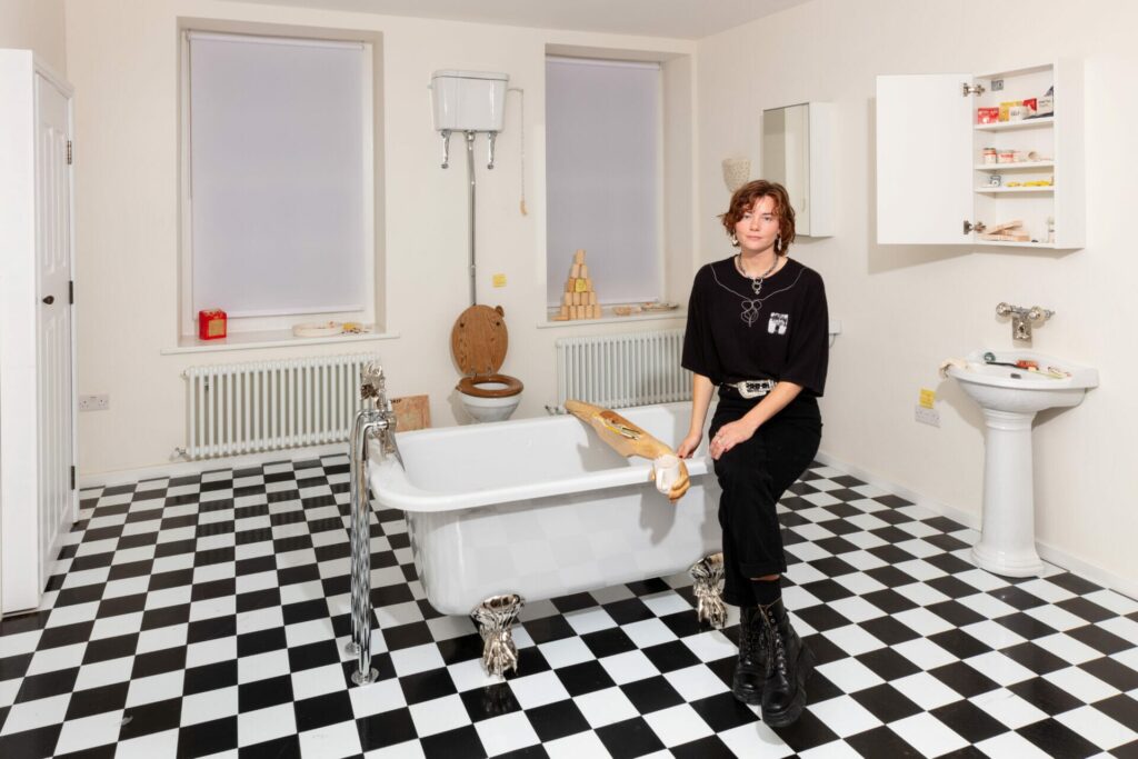 Opening tonight at LAMB, a new ceramic bathroom installation by British artist Alma Berrow