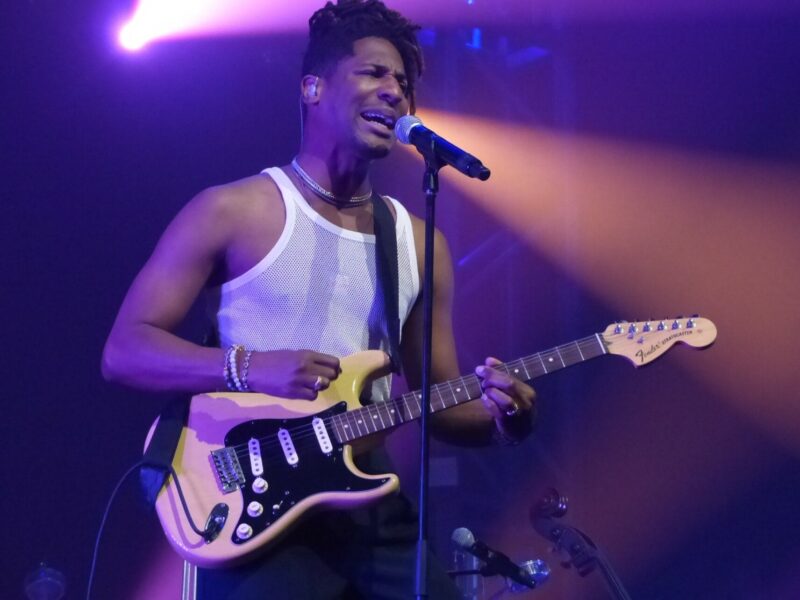 존 바티스트는 누구인가요? 음악을 위한 삶