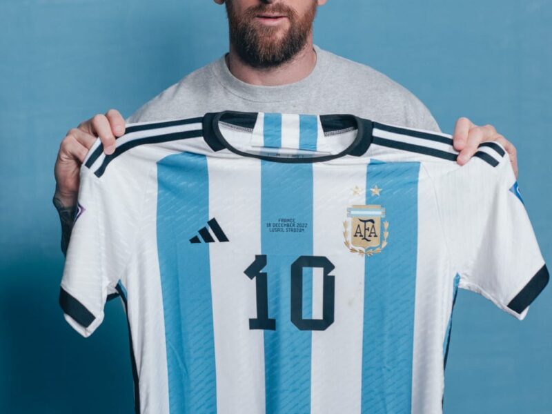 Sotheby’s Mette In Vendita Il Set Delle Sei Maglie Indossate Da Lionel Messi Durante I Mondiali Di Calcio Del 2022