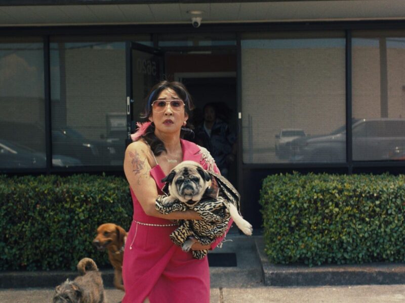 ‘퀴즈 레이디’ (2023) – 영화 리뷰: 역사상 가장 위대한 영화는 아니지만 꽤 재밌어요