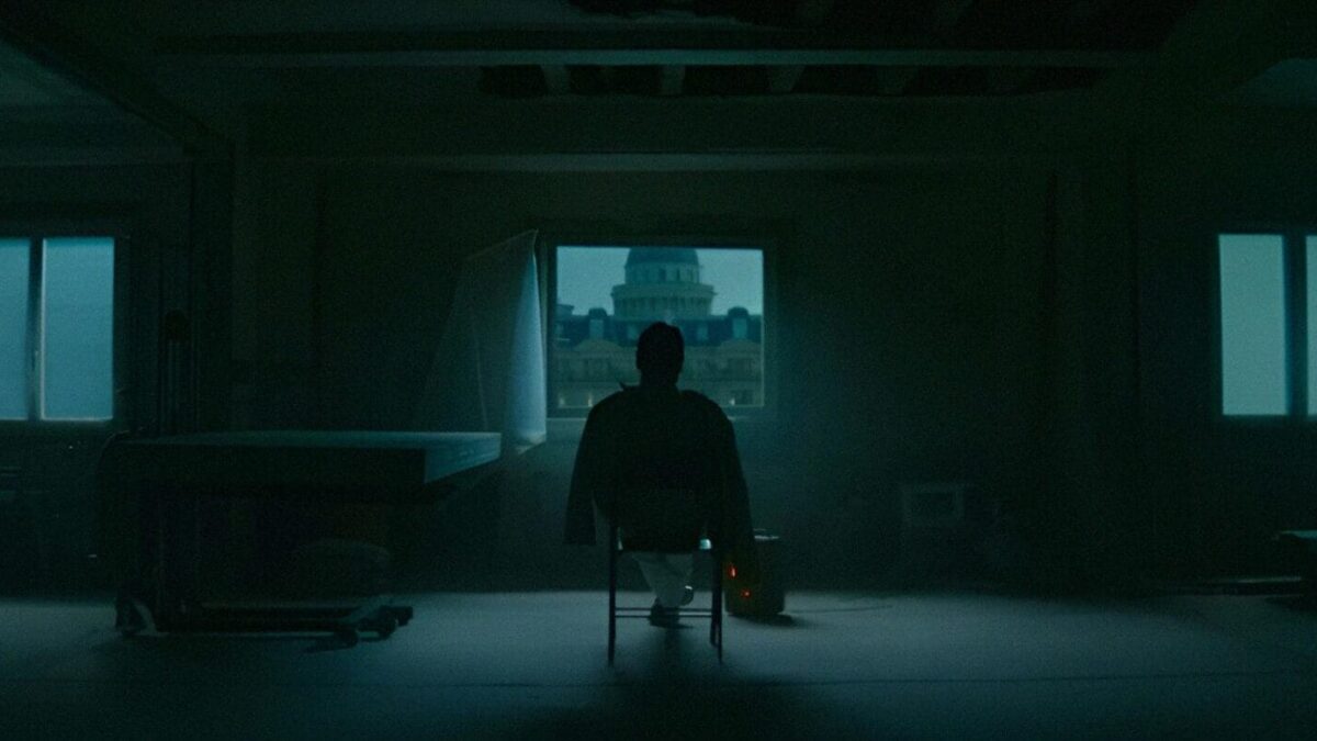 Der Killer (2023) – Film auf Netflix. Kritik: Absolut makellos