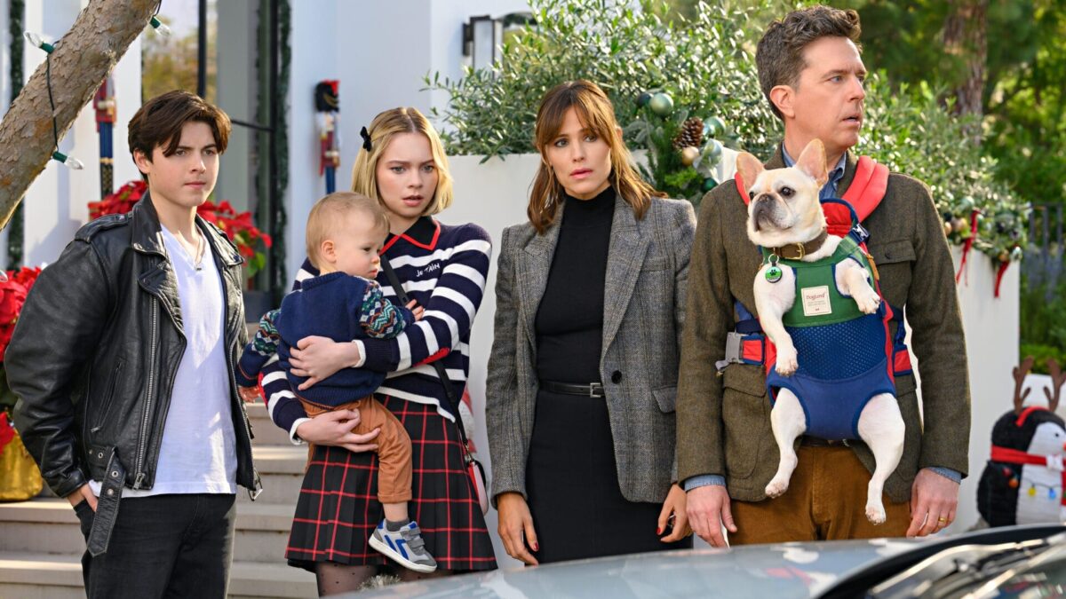 Family Switch | Film auf Netflix: eine klassische Rollentauschkomödie