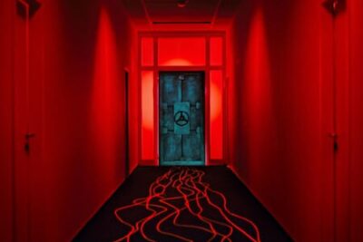 Cyberbunker: Un portal alemán a la dark web (2023) | Documental en Netflix: Desde el lado más profundo de la deep web