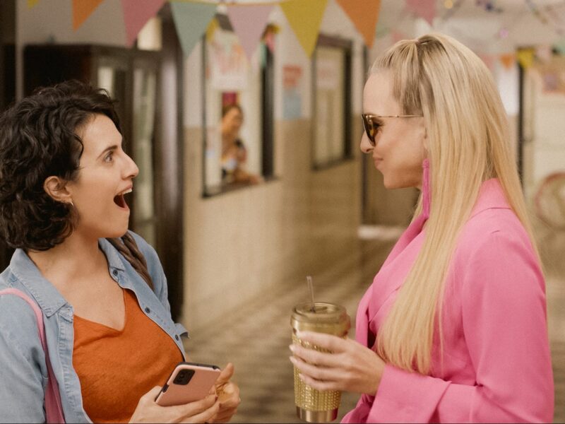 「Women on the Edge」(2023)Netflixの映画。批評：友情についての楽しいアルゼンチンのコメディ