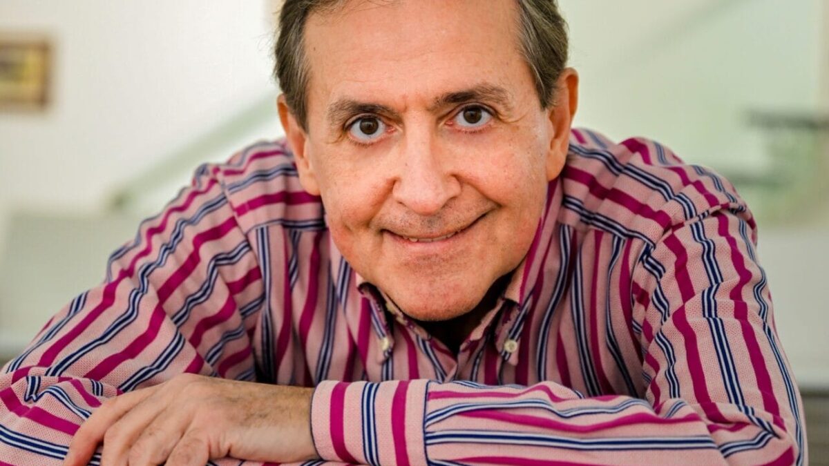 El pianista búlgaro Ludmil Angelov interpreta a Chopin en la Fundación Bancaja