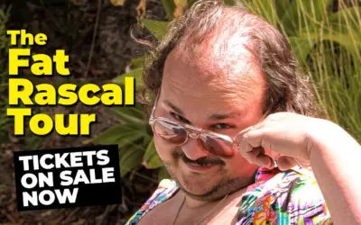Stavros Halkias: Fat Rascal (2023) | Comedia Stand-Up pe Netflix: farmecul puțin discret al auto-ironiei