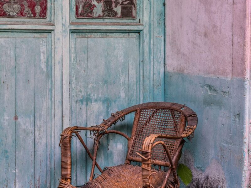 《瓦落叢⽣》Stefan Irvine 攝影書發布及展覽