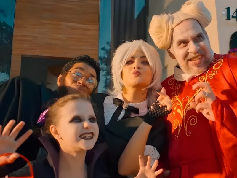 Un vampir în familie (2023): O comedie simpatică în stilul caracteristic al lui Leandro Hassum