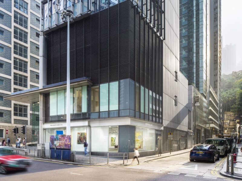 하우저앤워스 홍콩의 새로운 지상층 갤러리, 장엔리의 개막 전시로 화려한 시작