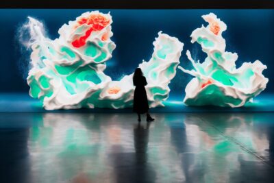 Refik Anadol: “Echoes of the Earth: Living Archive” – Serpentine North, London