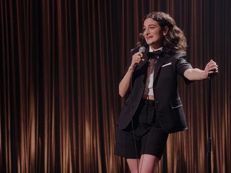 『Jenny Slate: Seasoned Professional』（2024年） – プライム・ビデオでのコメディ・スペシャル