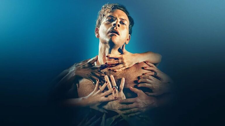 Supersex (2024). Una miniserie Netflix sulla vita di Rocco Siffredi: una visione malinconica e molto tradizionale della vita dell’attore