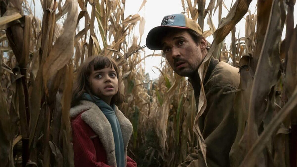 《天外来讯》(2024).Netflix上一部关于太空的德国迷你剧。点评：娱乐性强，适合家庭观看，没有太多复杂的情节。