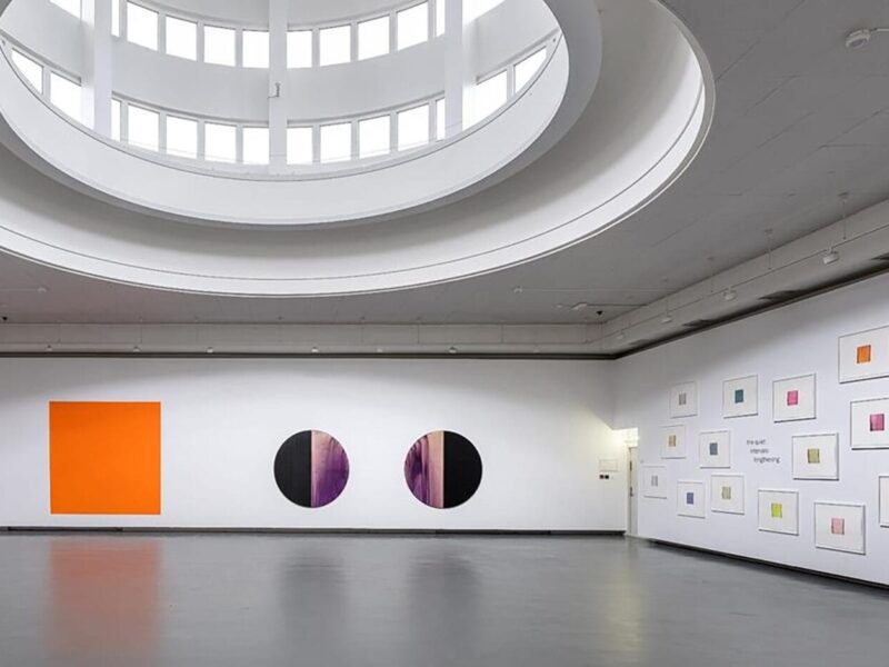Callum Innes: Cadmium Orange Red Violet Lamp Black – Kode Bergen, Norway