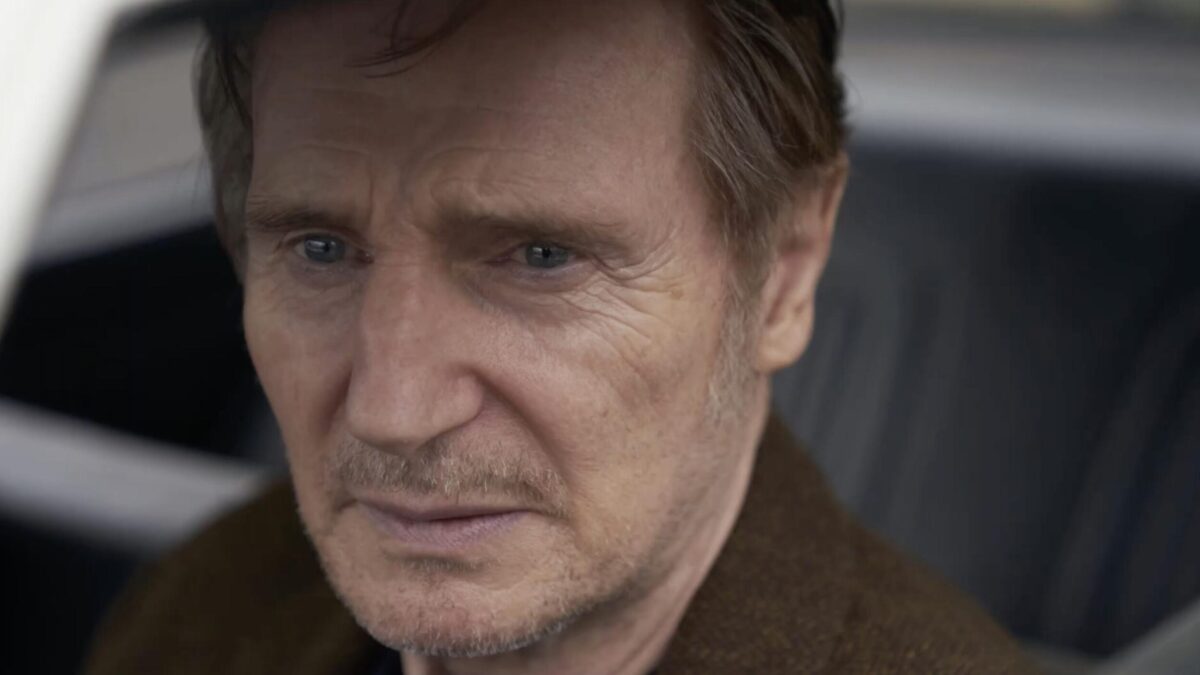 Na Terra de Santos e Pecadores (2023) Crítica do filme: Um thriller irlandês com Liam Neeson