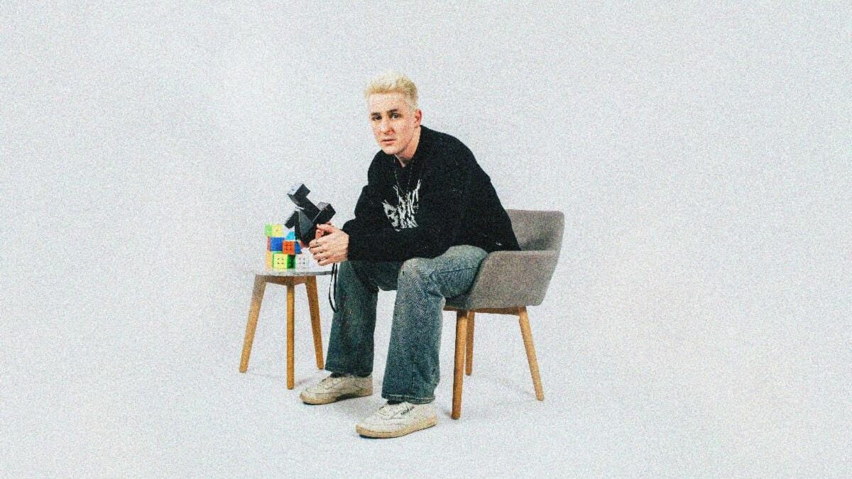 vaultboy Shines Bright with New Single “you’re mymoon” Leading the Way to Debut Album and Global Tour