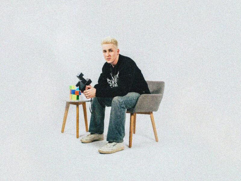 vaultboy Shines Bright with New Single “you’re mymoon” Leading the Way to Debut Album and Global Tour