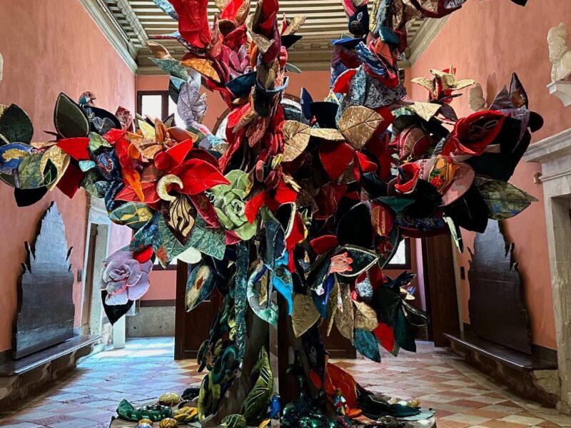 Carla Tolomeo Presenta «L’albero della vita» en el Museo de Palazzo Mocenigo