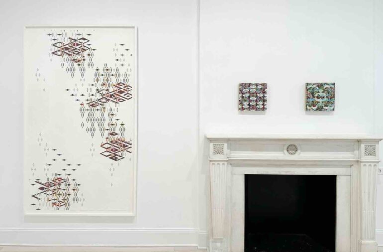 Alisan Fine Arts New York、歴史的なシンボルと現代の現実をつなぐカリフォルニア拠点の3人のアーティストを紹介