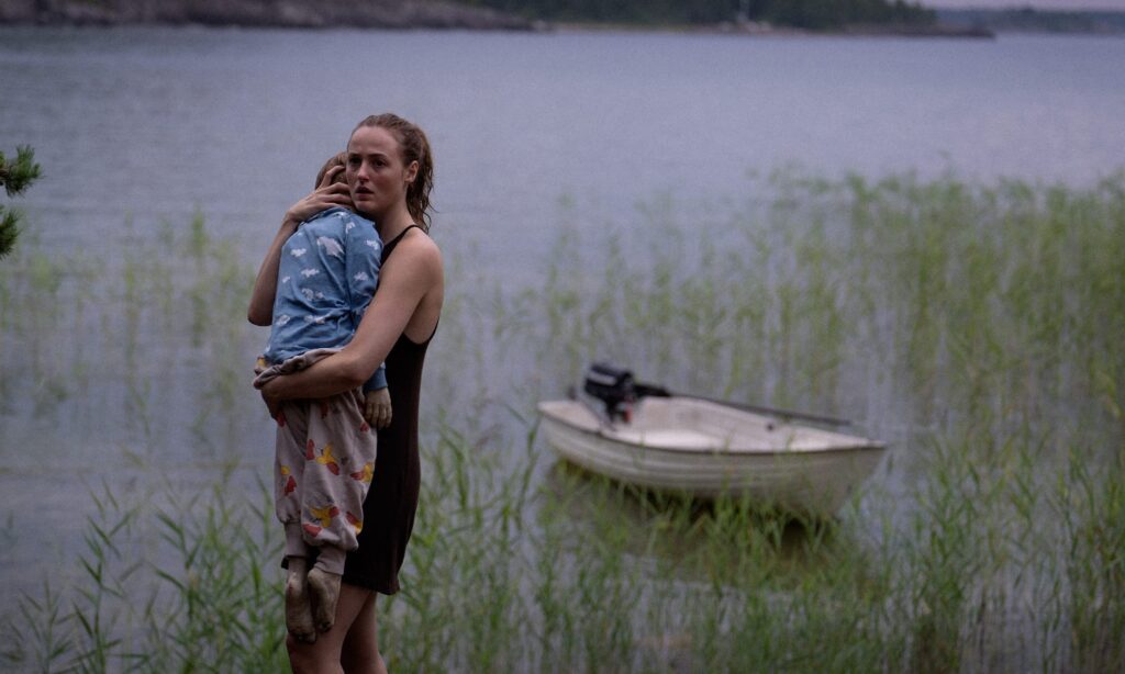 “언데드 다루는 법” 영화 리뷰: “살아있는 시체들의 밤”와 같지 않은 좀비 영화? 모든 것이 가능합니다.