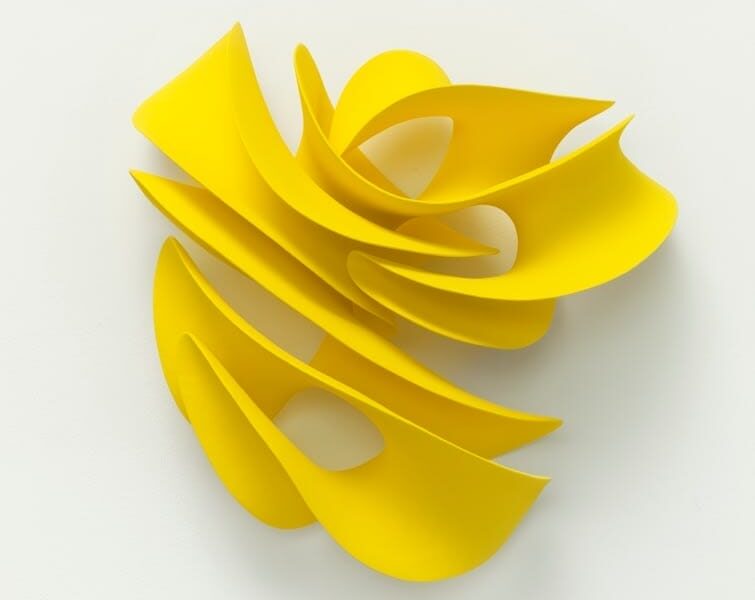 Merete Rasmussen: “Undulations” – Trabalho Escultural Inovador em Exibição