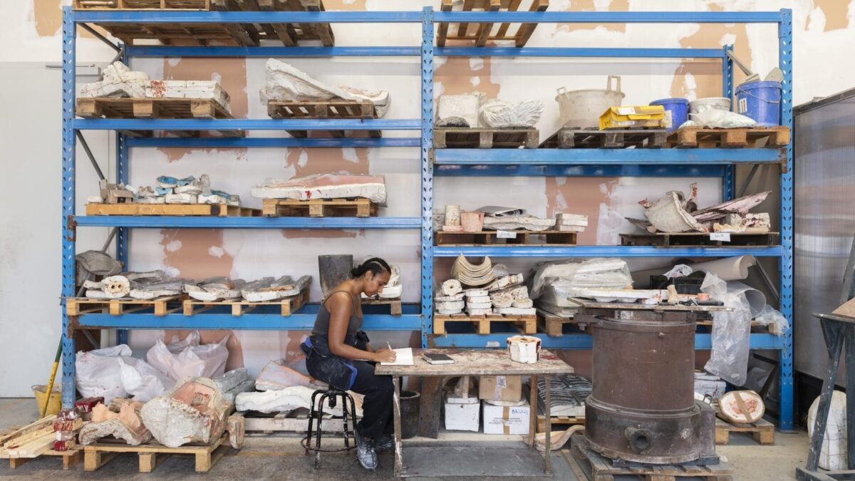 Whitechapel Gallery presenta una nueva comisión de Dominique White: Deadweight