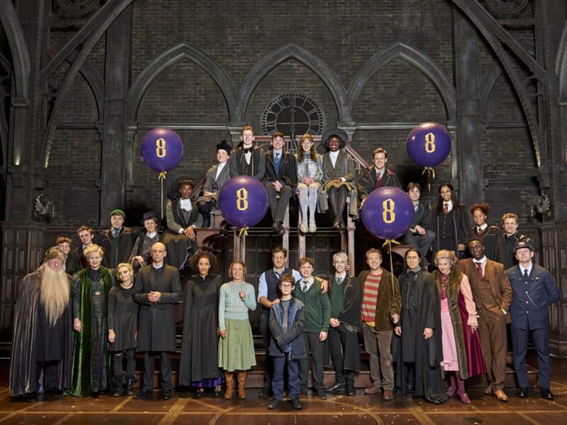 Harry Potter and the Cursed Child comemora 8 anos no Palace Theatre