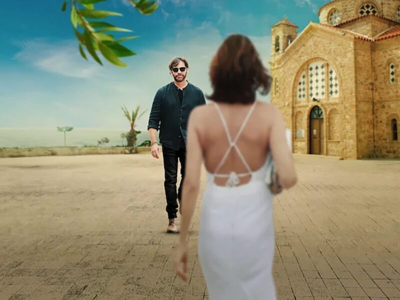 「墜愛地中海」Netflix上的浪漫電影：又一部隱居在世外桃源的公式化電影