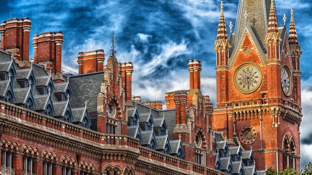 Scholarships and Funding Opportunities for Art Students at UK Universities
