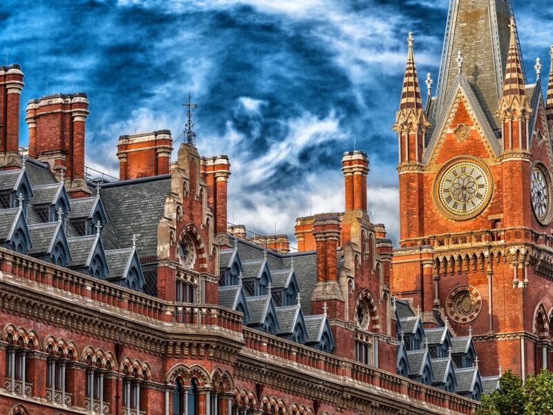 Scholarships and Funding Opportunities for Art Students at UK Universities